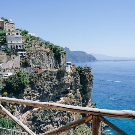 Апартаменты Amalfi Gioia House Экстерьер фото